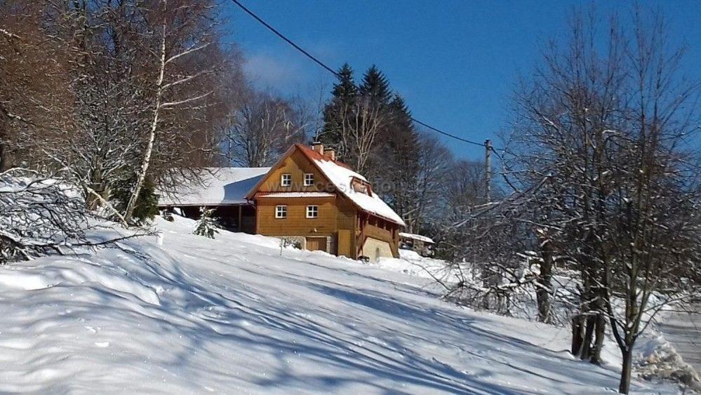 Chata U Lesa Vyprachtice Luaran gambar